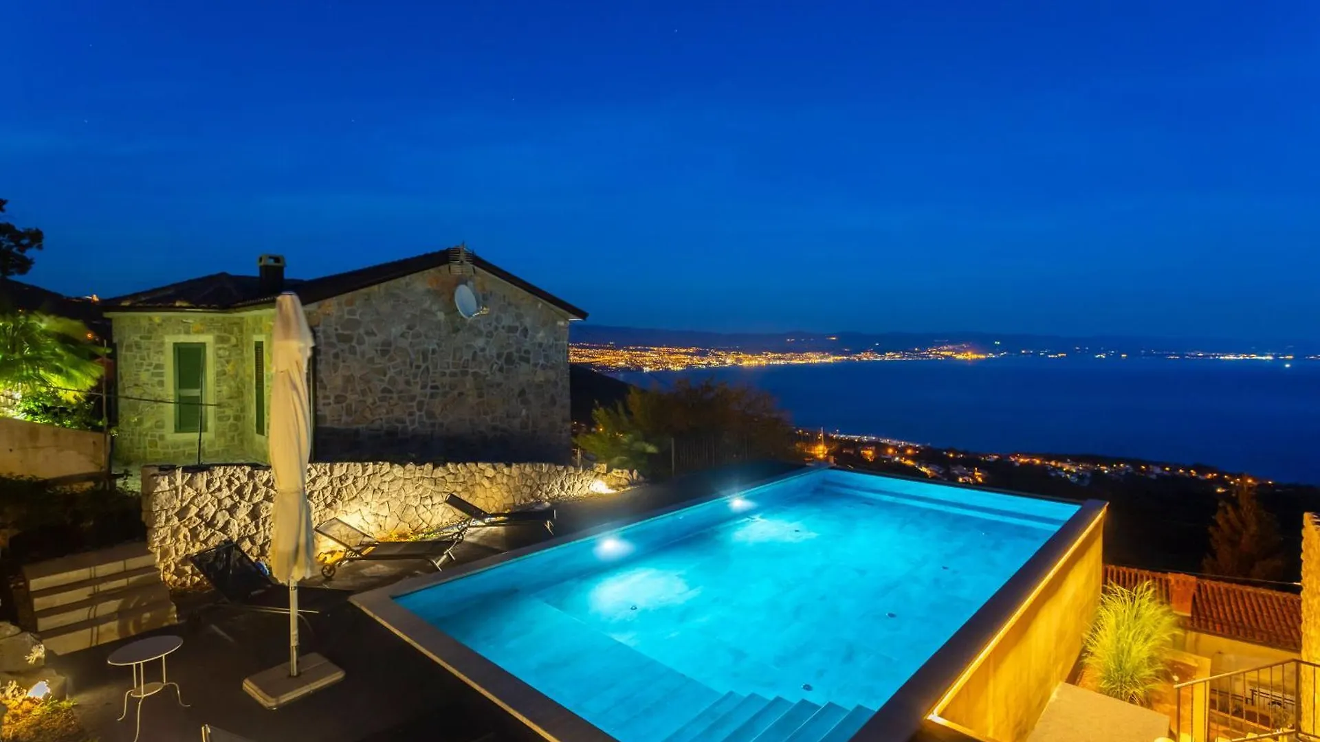 Villa Carla Poljane